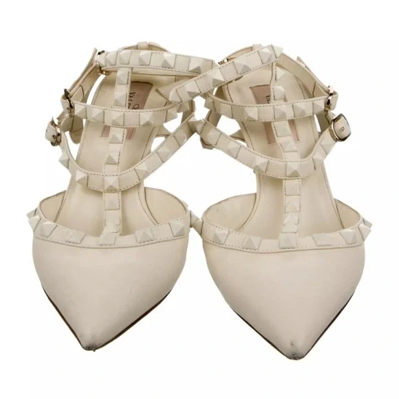 Valentino Leather T-Strap Pumps Studded Accents Sz 6 heel closed toe cream/white - Picture 5 of 5